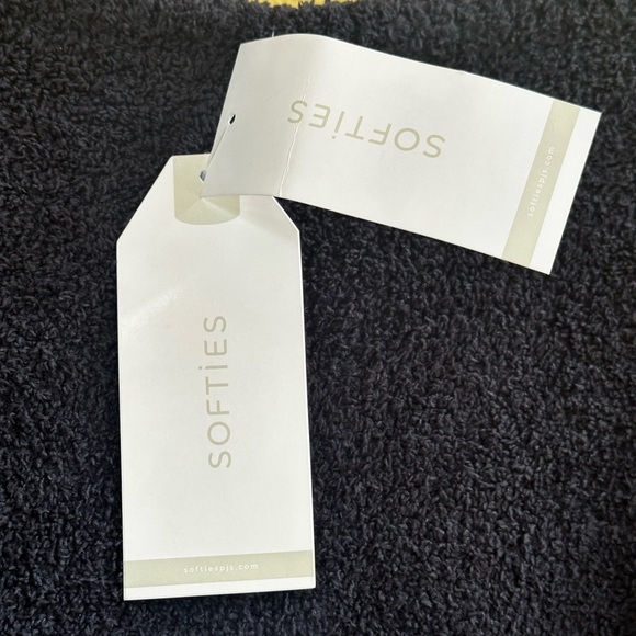 Softies Solid Marshmallow Reverse Seam Crewneck Lounge Set Size XL New With Tags - Picture 8 of 14